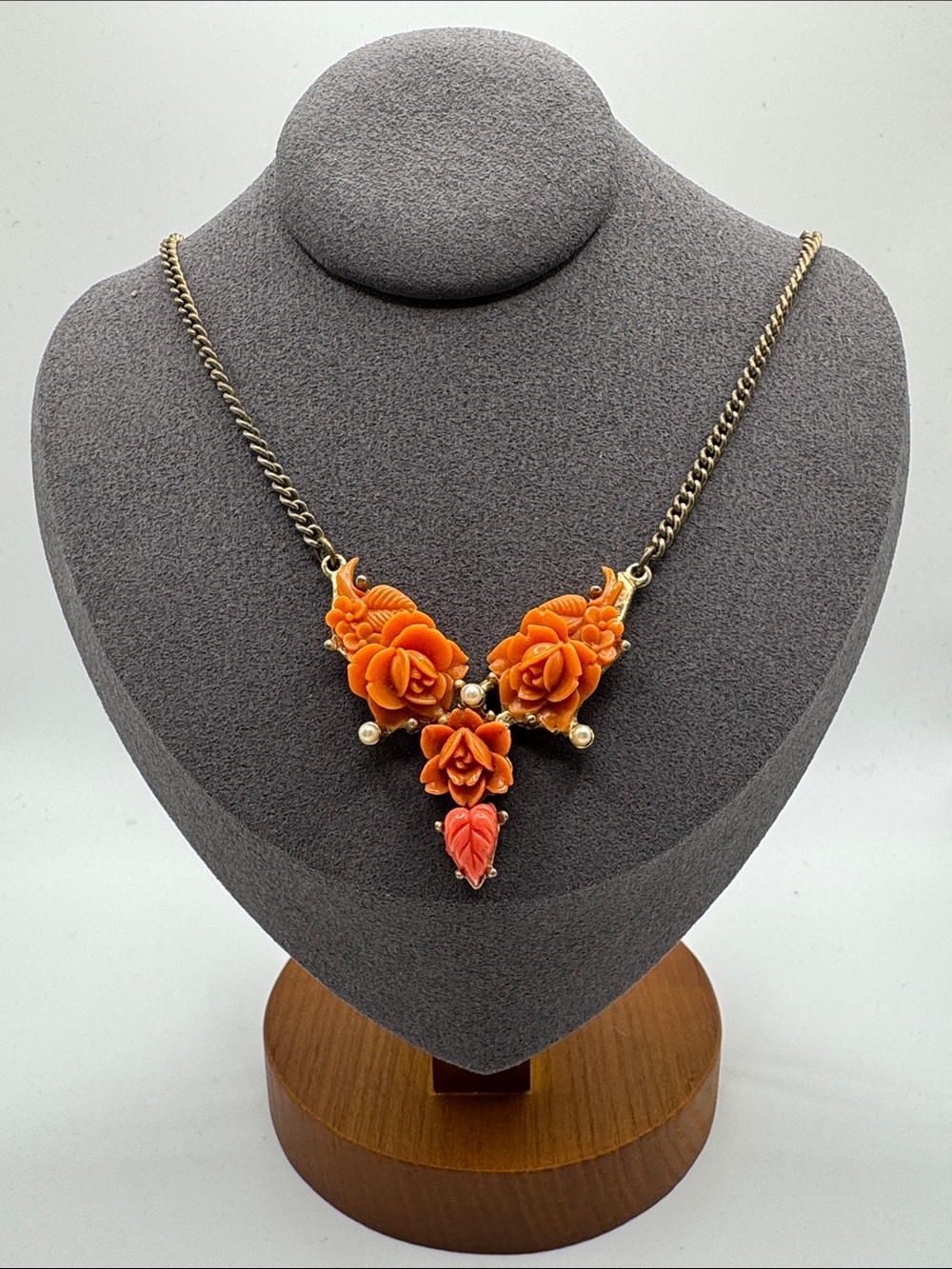 Vintage MCM Celluloid Coral Rose Necklace - Made in Japan 🇯🇵